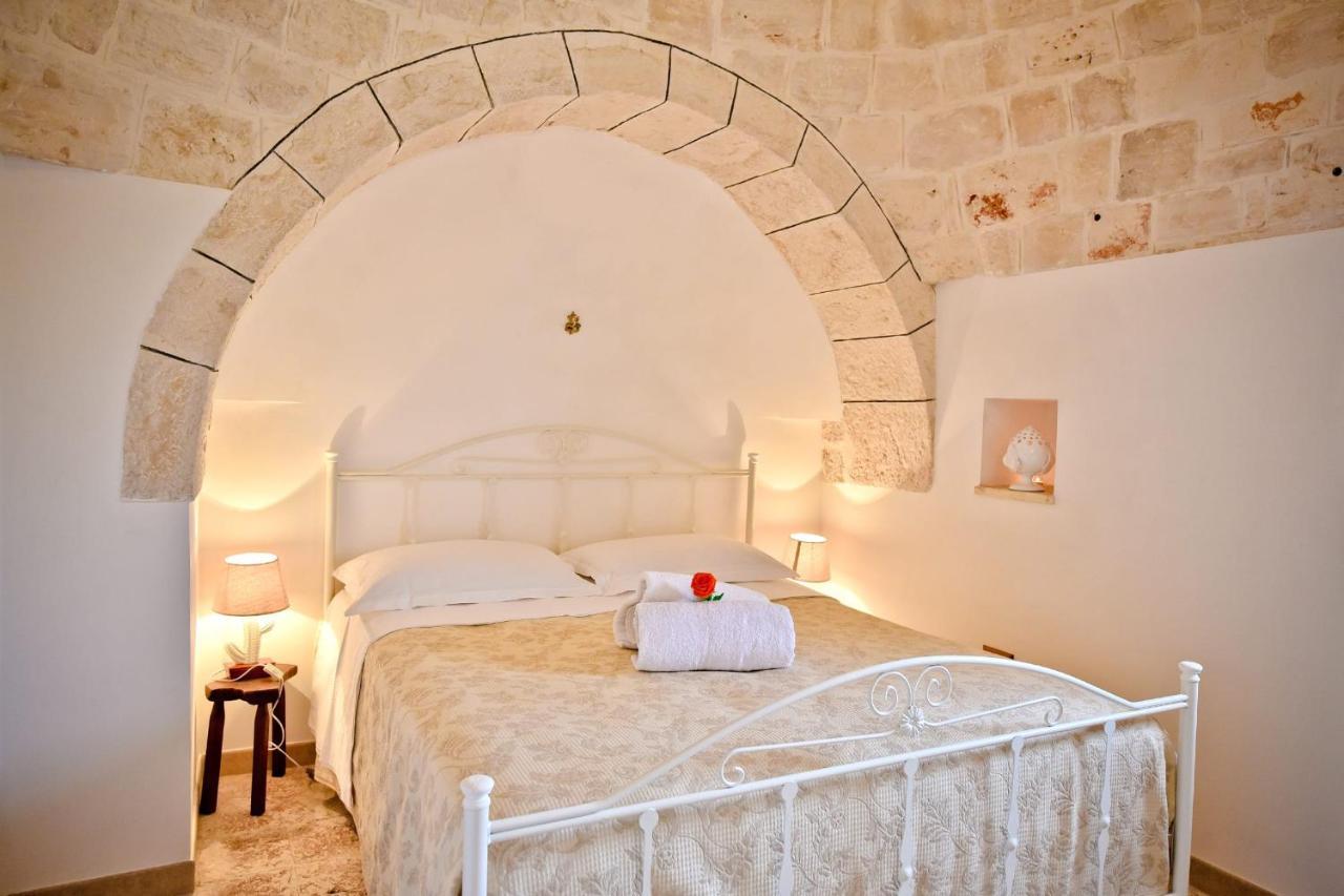 Вилла I Cinque Trulli With Swimming Pool Мартина-Франка Экстерьер фото